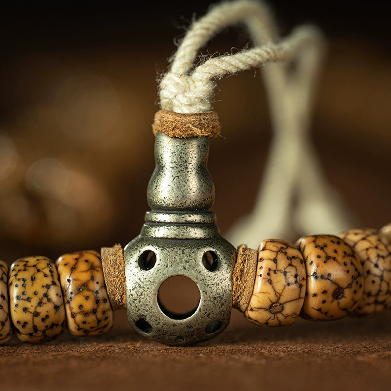 チベット▪高磁器度老星月菩提仏珠手串